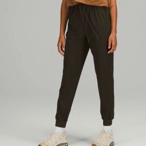 LULULEMON Stretch High-Rise Jogger Women’s Size 10 Brown